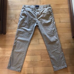 American eagle khaki pants